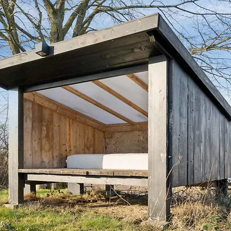 Dejligt Nær Skov Og Feriehus *