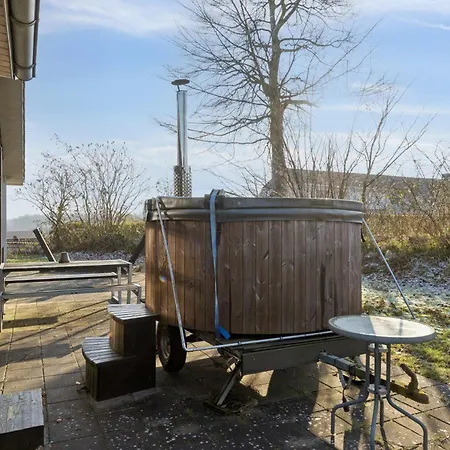 Feriehus Dejligt Nær Skov Og